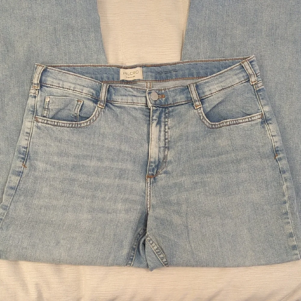 Pilcro Light Blue Denim Jeans - Picture 3 of 6